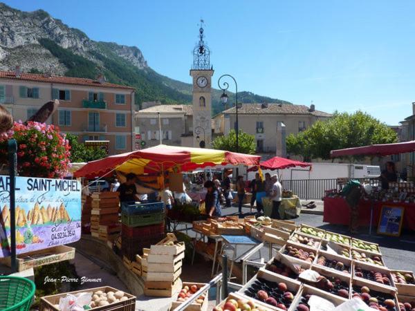锡斯特龙La Petite Perle De Provence别墅 外观 照片